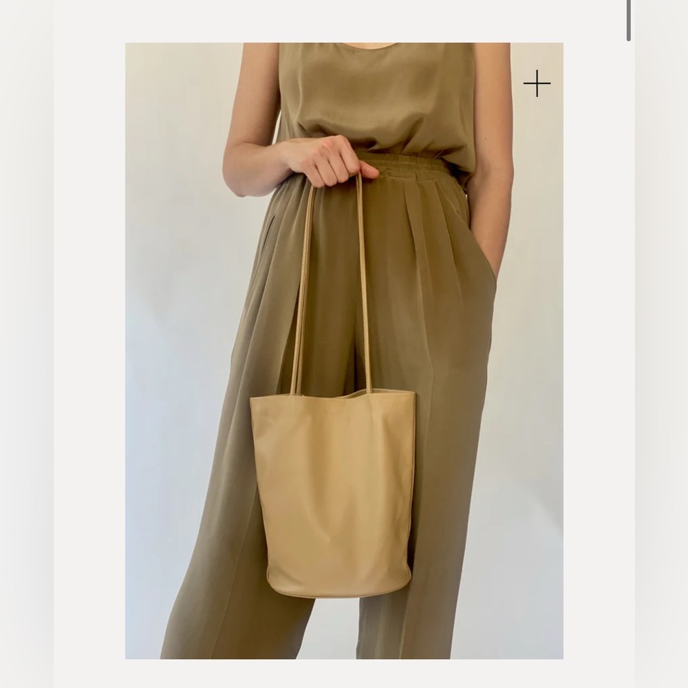 modern weaving drape oval bucket bag camel